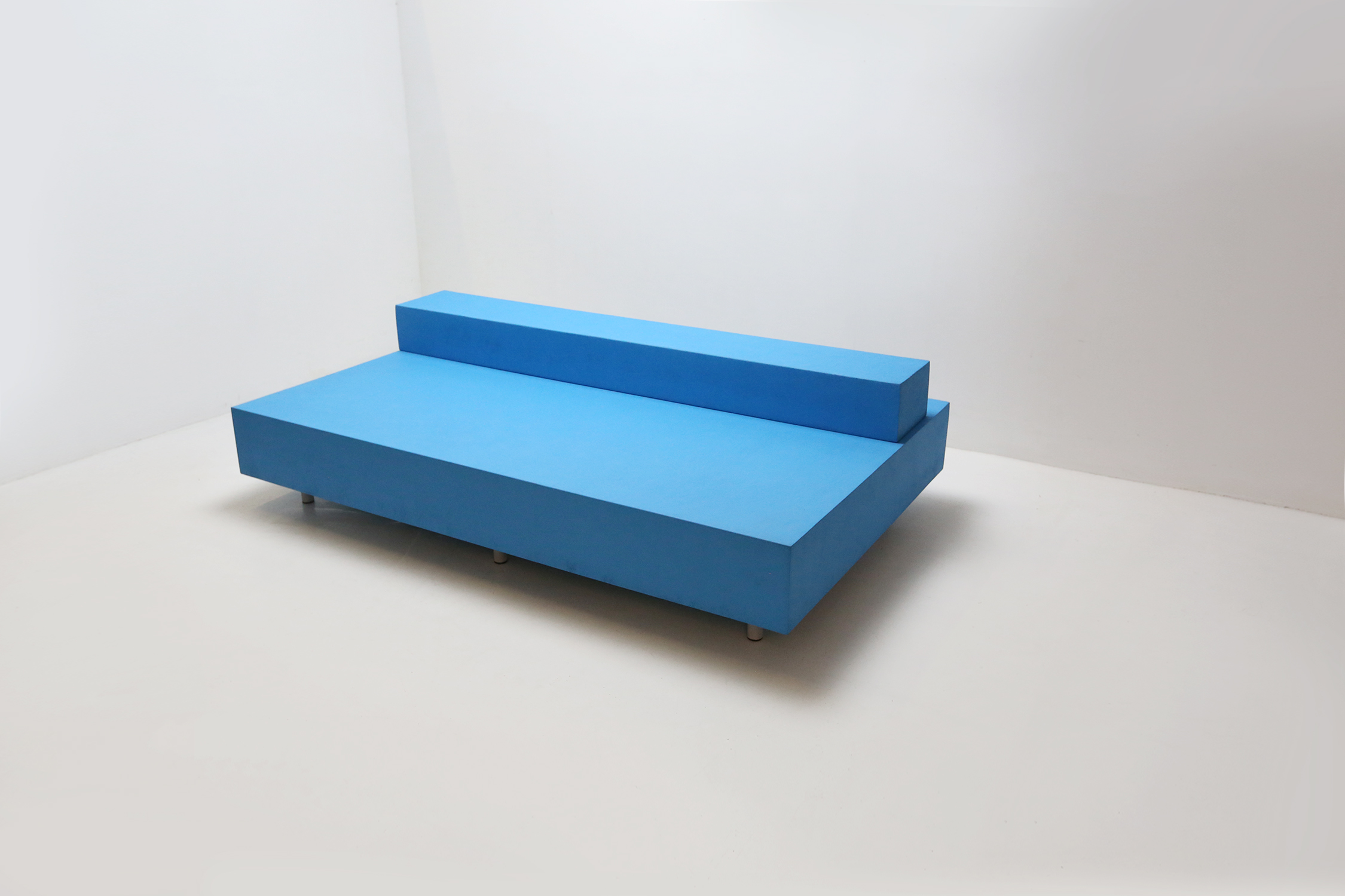 Maarten Van Severen Blue bench BB97thumbnail